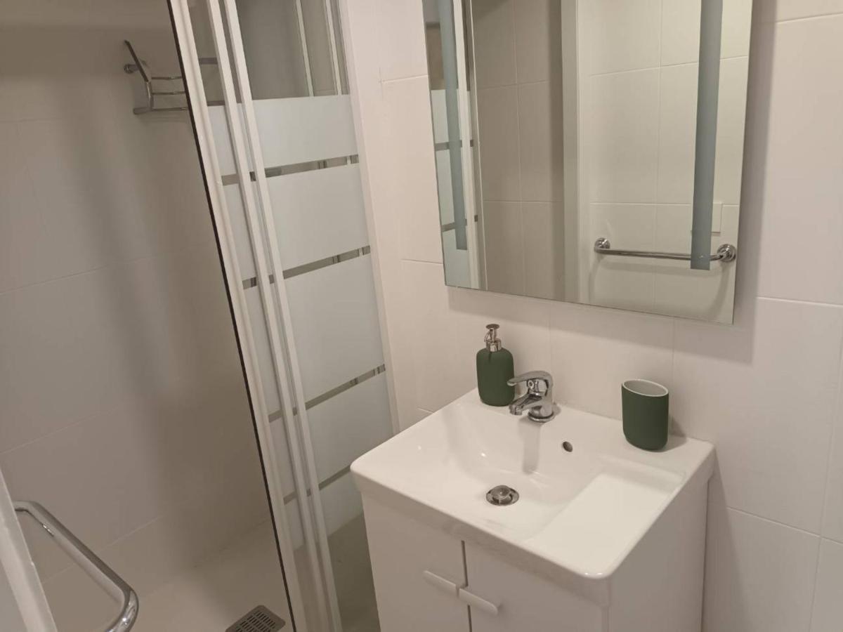 Appartement T2 Renove, Centre-Ville Hendaye, Proche Baie, Sans Ascenseur, Balcon, Calme, Wifi Non Inclus - Fr-1-239-850 Exteriör bild